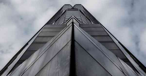 学校的宣传海报图片_学校的宣传海报模板